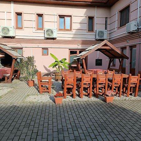 Malom Panzio Bed & Breakfast Kiskunfelegyhaza Luaran gambar
