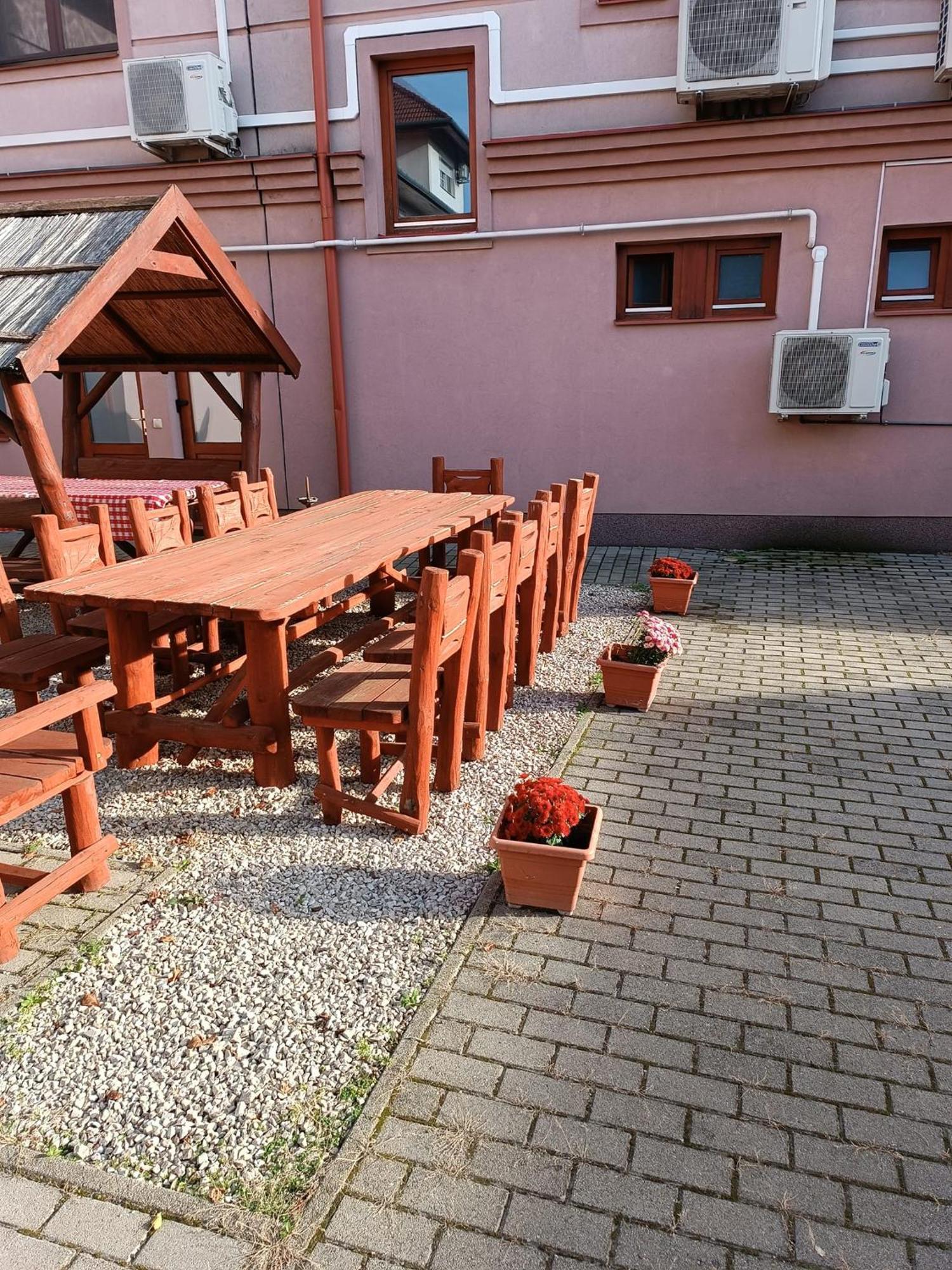 Malom Panzio Bed & Breakfast Kiskunfelegyhaza Luaran gambar